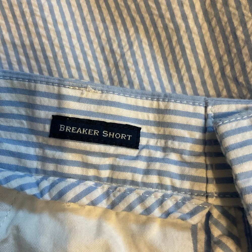 Vineyard Vines Breaker Shorts Seersucker Blue & White  Striped Nautical Men’s 32